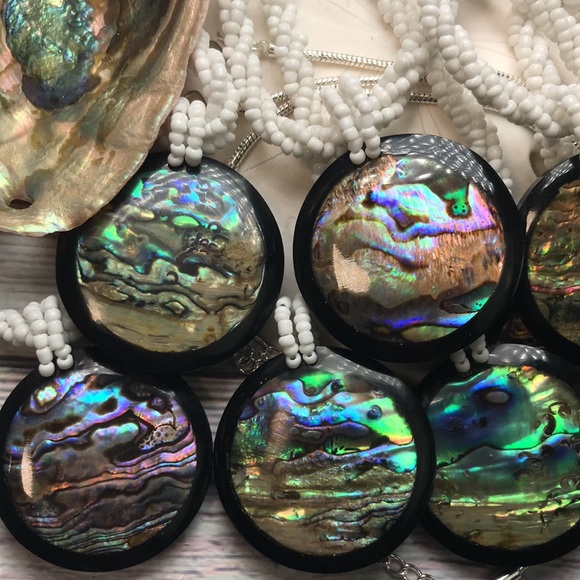 NEW Real Abalone Shell Large Pendant on Bohemian Glass Beaded Necklace Seasshell - Picture 2 of 16